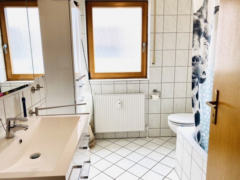 Bad Nackenheim Erdgeschosswohnung Solide vermietete Wohnung in kleiner Eigent�mergemeinschaft