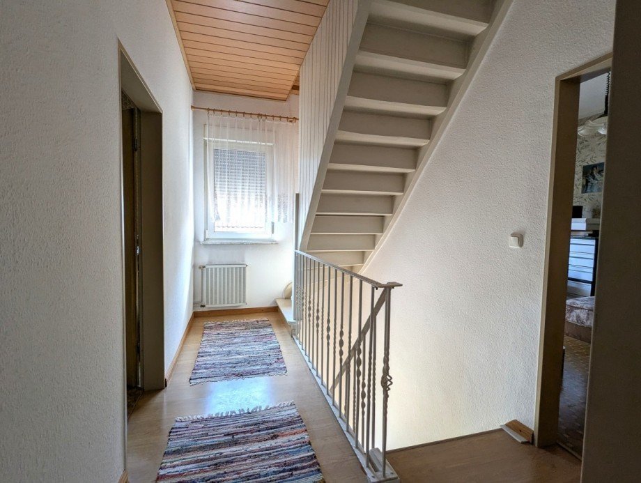 Flur-OG Einfamilienhaus Bischofsheim
