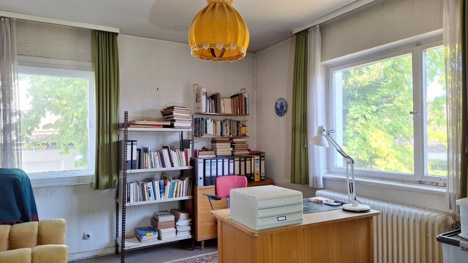 Zimmer zur Stra�e im Obergeschoss Doppelhaush�lfte Wiesbaden / Wiesbaden Nordost