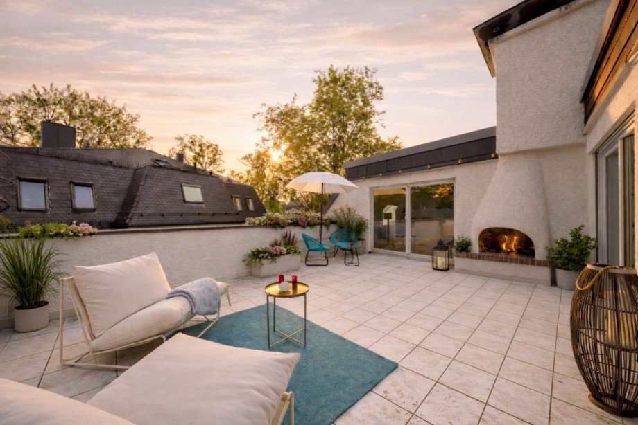 Terrasse Abend Dachgeschosswohnung M�nchen / Harlaching