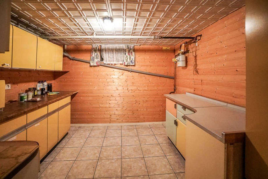 Haupthaus UG K�che Einfamilienhaus Mainz