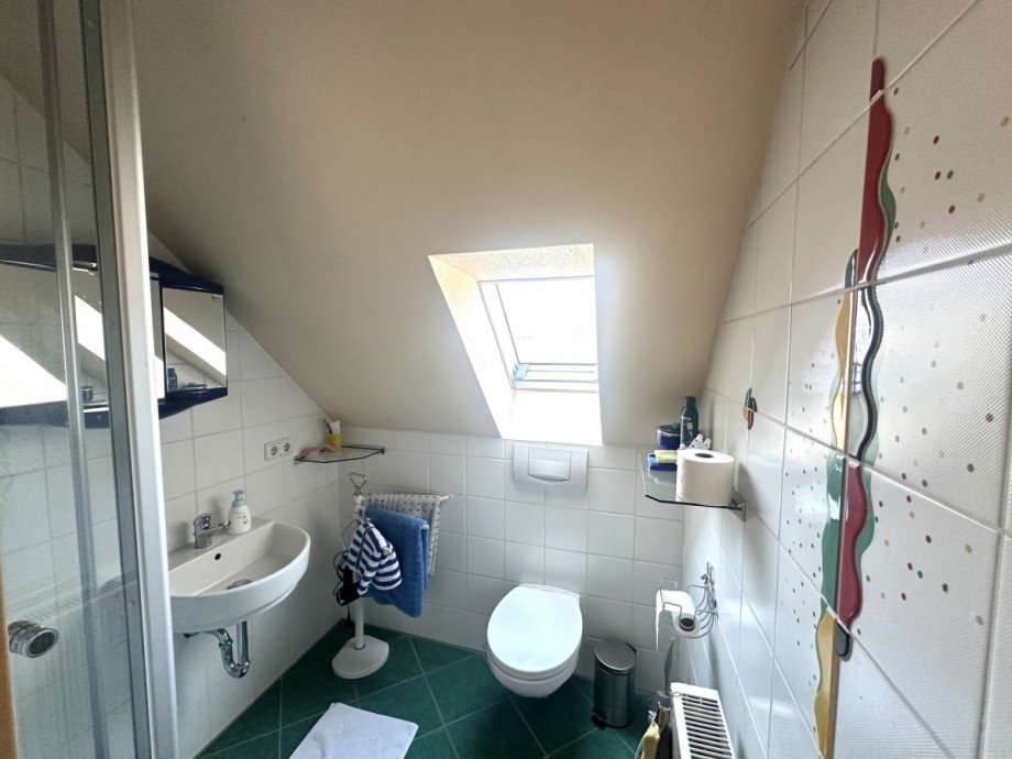 Bad im DG Doppelhaush�lfte Frankfurt am Main