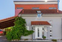 Bild (251317ba05ed628481ade7c1889817e7): Stilvoll. Ruhig. Besonders. - Ihr neues Familienhaus mit Kamin, offenem Wohnkonzept und Gartenidylle