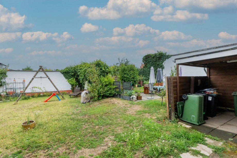 Ansicht Garten und Lagerschuppen Mehrfamilienhaus Dieburg