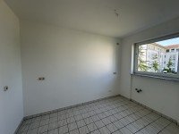 Bild (293c284278a21cda79aa9a21db1d54d4): Renovierte 3 - Zimmer Wohnung mit Balkon, Tageslichtbad und Garage