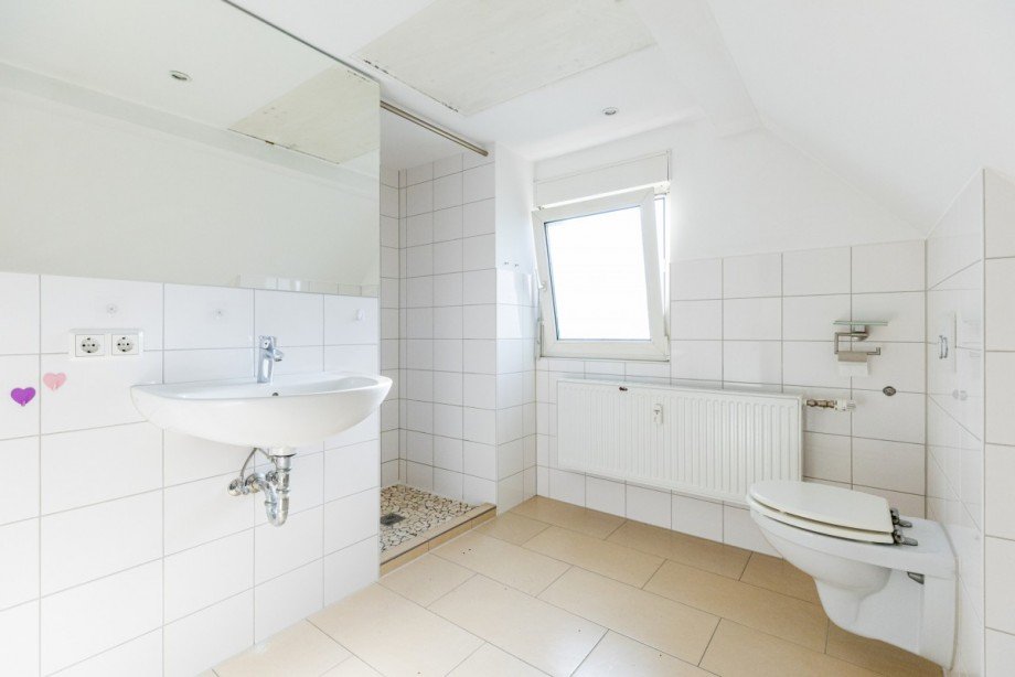 Bad Wohnung Obergeschoss Zweifamilienhaus Bischofsheim