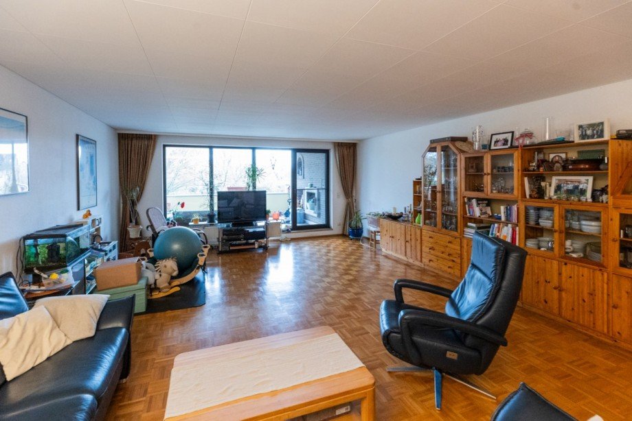 Wohnzimmer_Ansicht 2 Etagenwohnung Bischofsheim