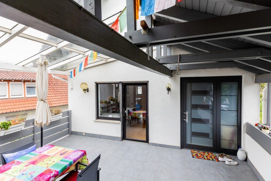 Balkon Whg. DG_Ansicht 2 Mehrfamilienhaus Bischofsheim