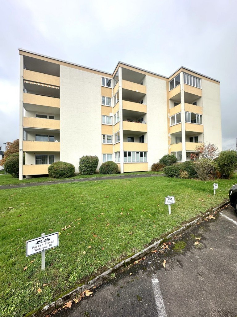 Aussenansicht Glash�tten Etagenwohnung Naturnahe 2 Zimmer-Wohnung mit Balkon und PKW-Stellpatz.