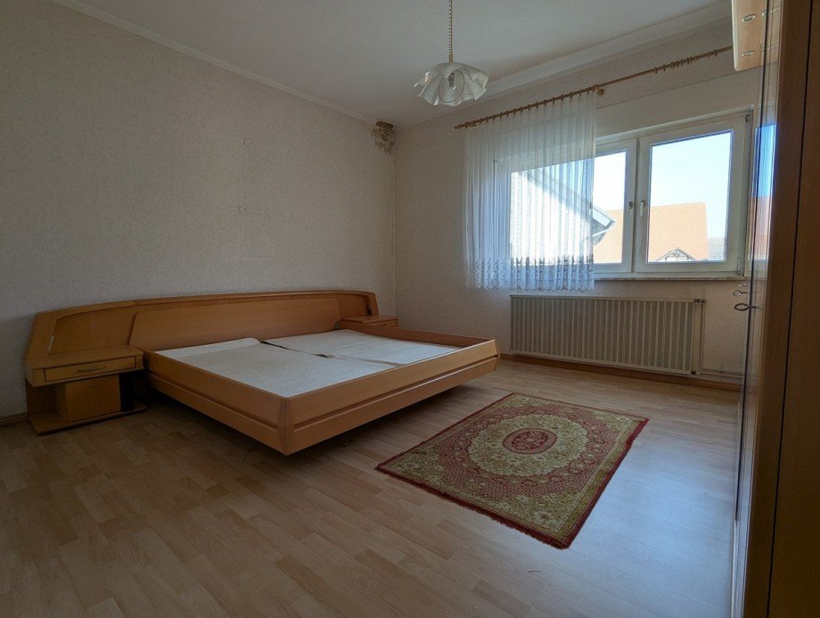 Zimmer2-OG Einfamilienhaus Bischofsheim