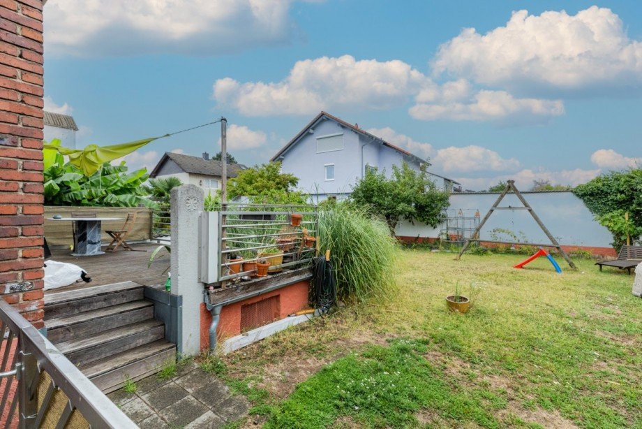 Ansicht Garten und Terrasse Mehrfamilienhaus Dieburg