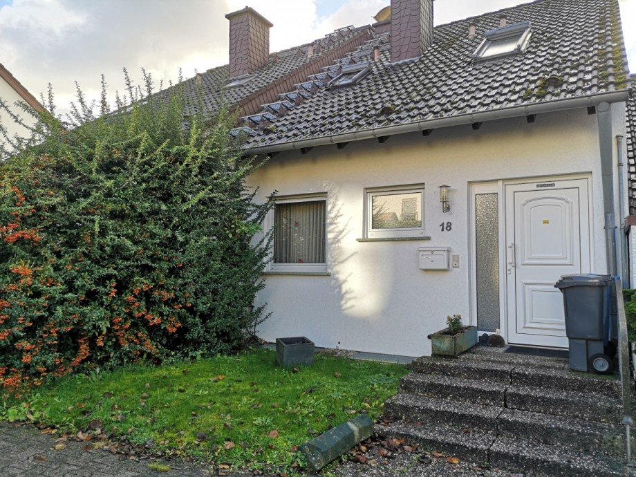Hausansicht Reihenhaus Eppstein / Niederjosbach