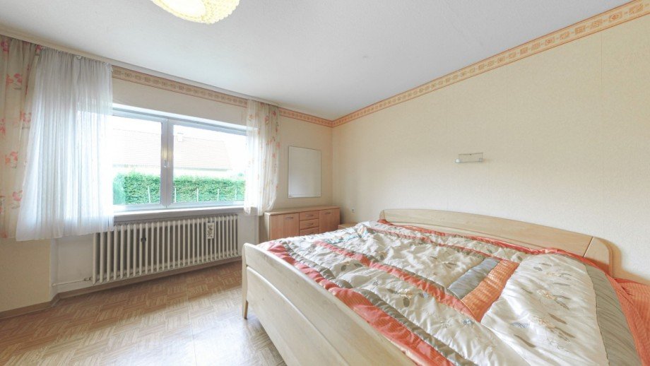 Schlafzimmer Halle Duchroth