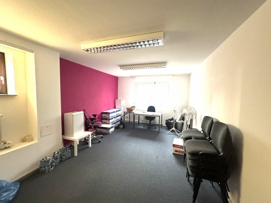 B�ro oder Lager B�rofl�che Kriftel