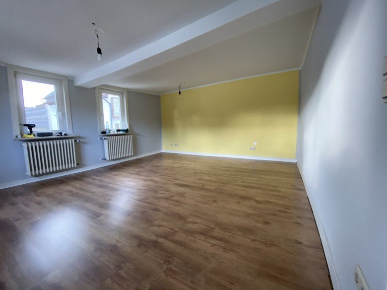 Schlafzimmer Bad Homburg vor der H�he / Kirdorf - Hochtaunuskreis (Kreis) Einfamilienhaus Historisches H�uschen mit Scheune, Hof und Garten in Bad Homburg.