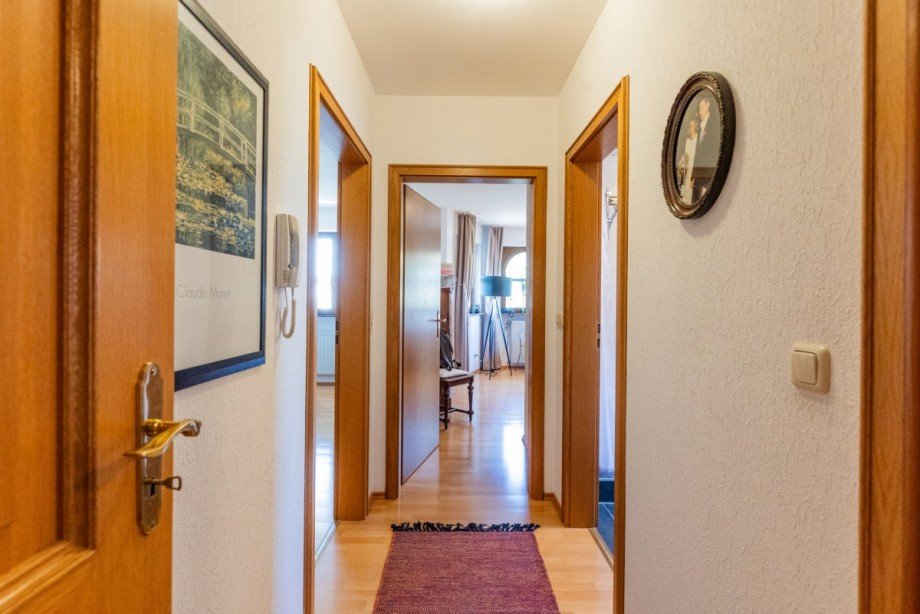 Flur 1. OG_Hinterhaus Zweifamilienhaus Bischofsheim