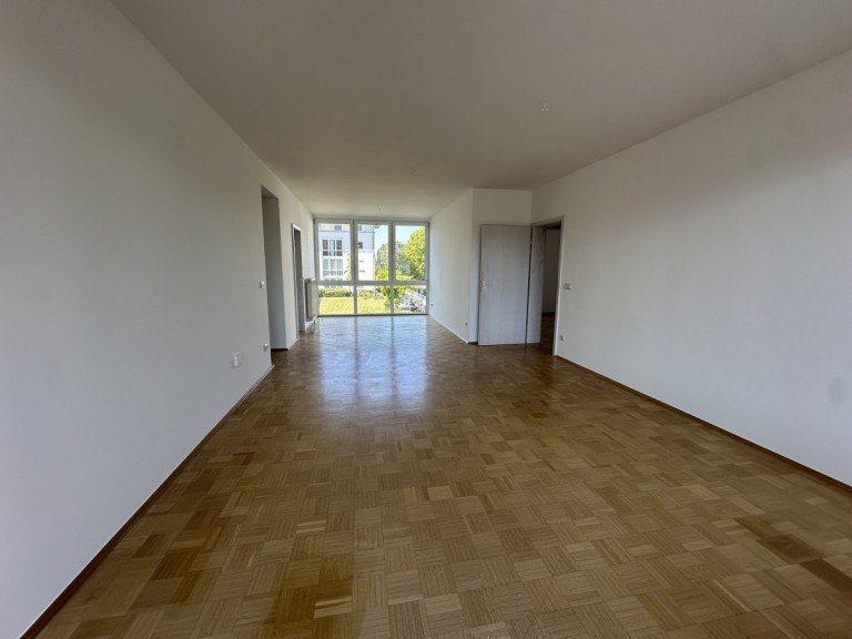Hauptbild: Renovierte 3 - Zimmer Wohnung mit Balkon, Tageslichtbad und Garage