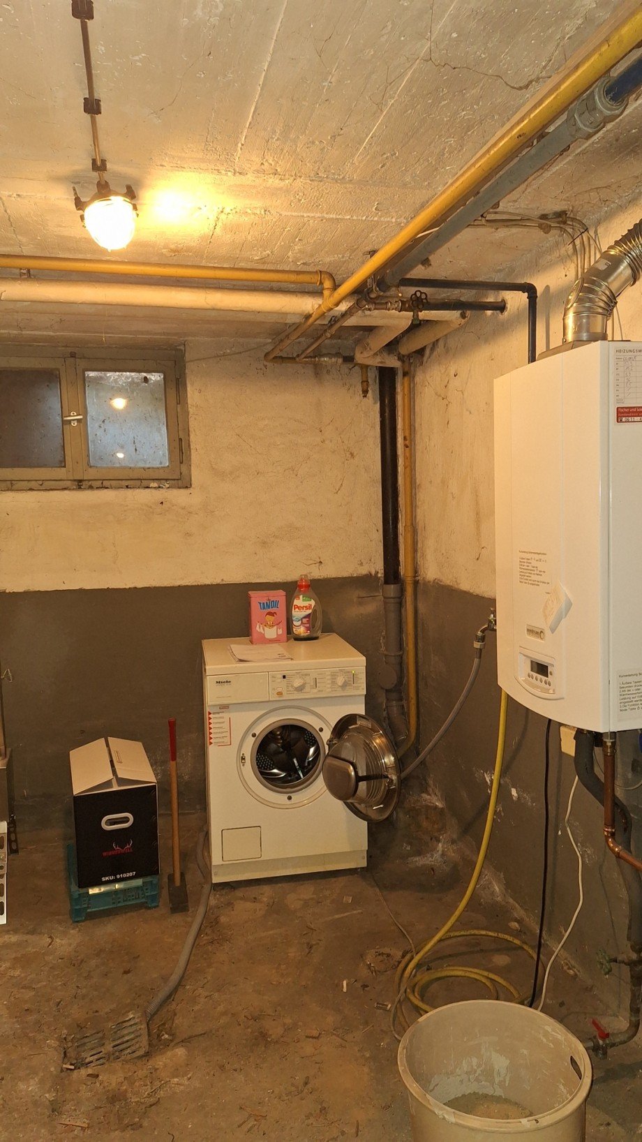 Wasch-und Heizungsraum Doppelhaush�lfte Wiesbaden / Wiesbaden Nordost