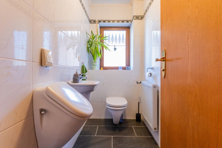 WC 1.OG_Hinterhaus Zweifamilienhaus Bischofsheim