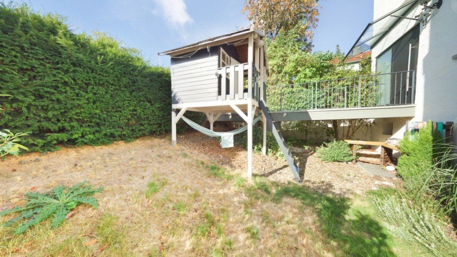 Garten Zweifamilienhaus Bischofsheim