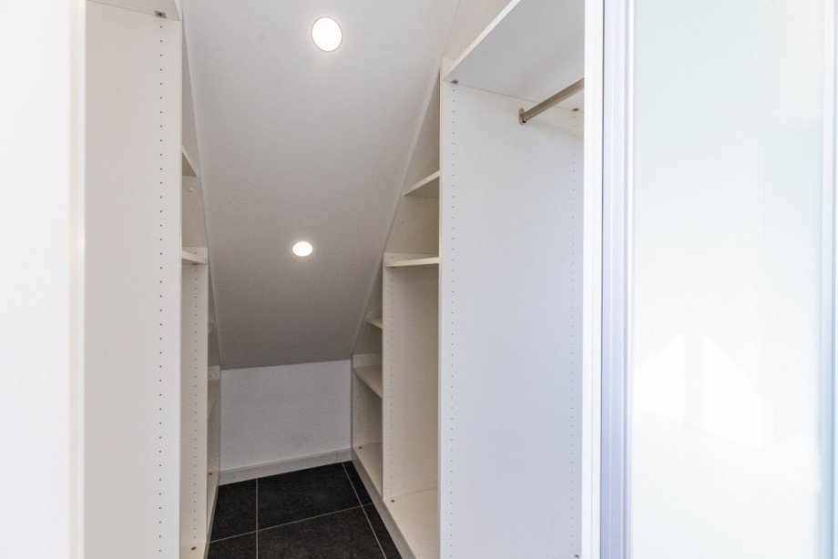 begehbarer Kleiderschrank Maisonettewohnung Oppenheim