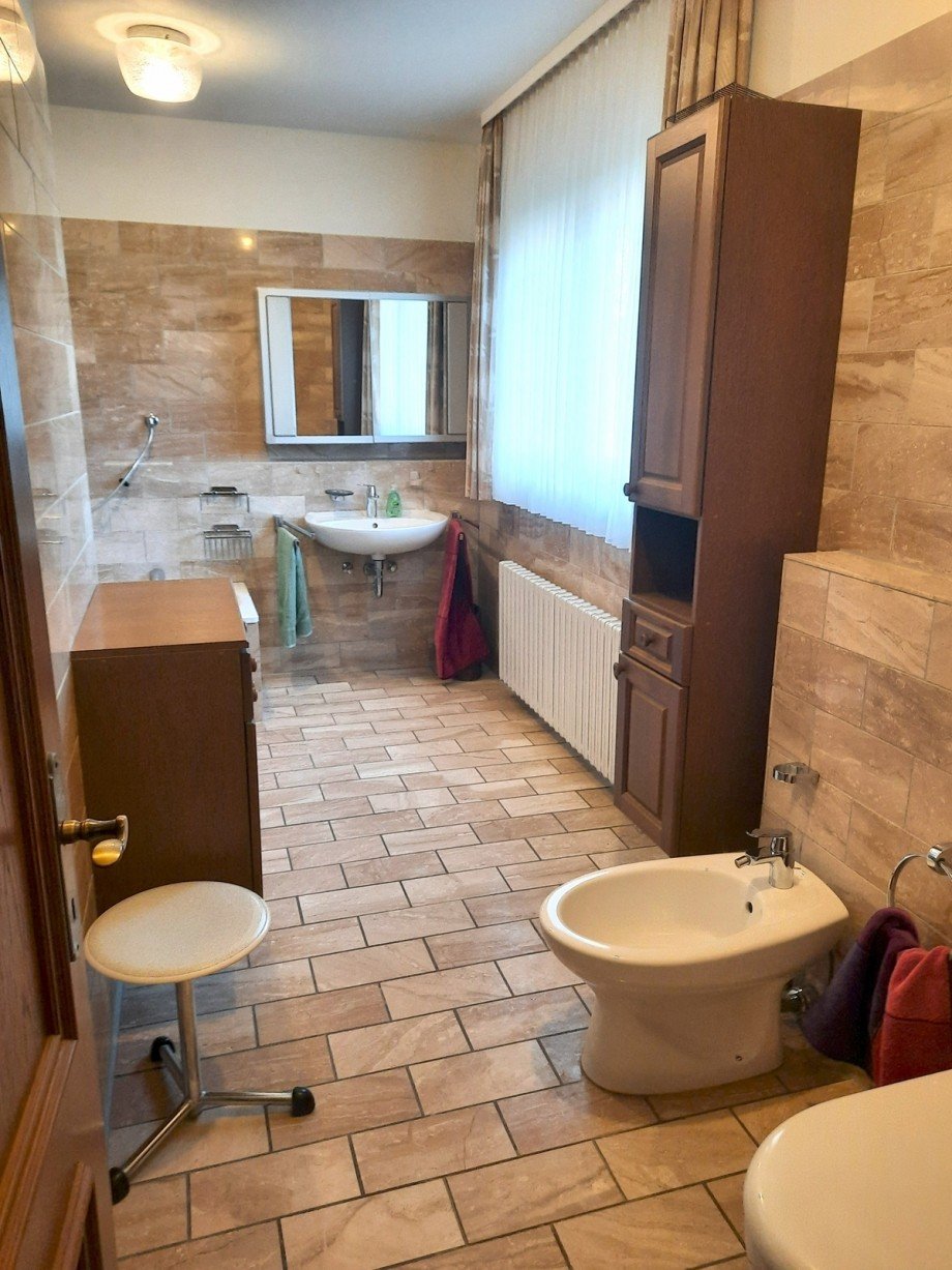 Marmorbad 1.OG Einfamilienhaus Kriftel