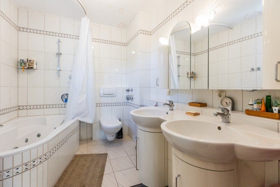 Badezimmer Wohnanlagen Mainz-Kostheim