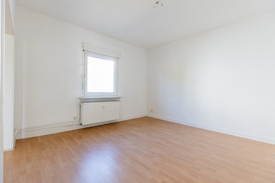 Wohnzimmer Wohnung Obergeschoss Zweifamilienhaus Bischofsheim