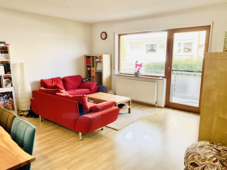 Wohnzimmer Nackenheim Erdgeschosswohnung Gem�tlich & gut geschnitten - 2-Zimmer-Wohnung in angenehmer Wohnlage