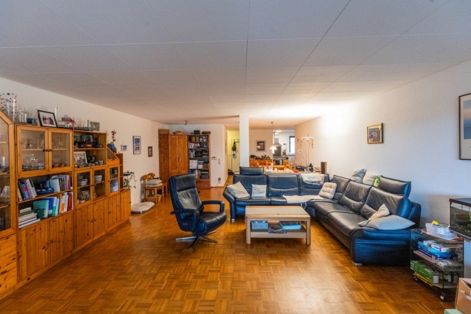 Wohnzimmer_Ansicht 3 Etagenwohnung Bischofsheim