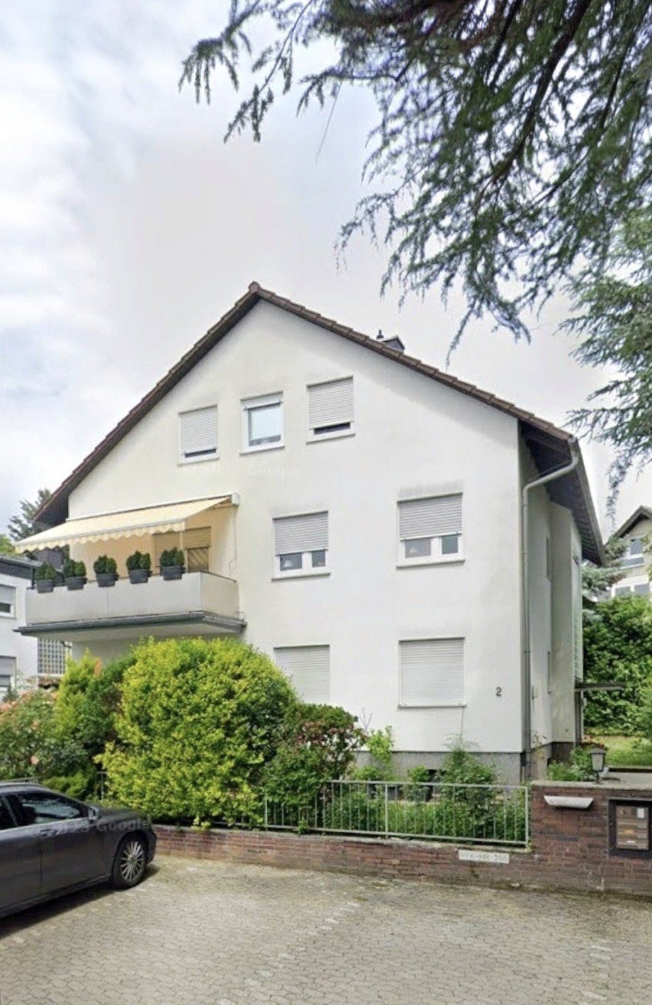 Ansicht vorne Etagenwohnung Kriftel