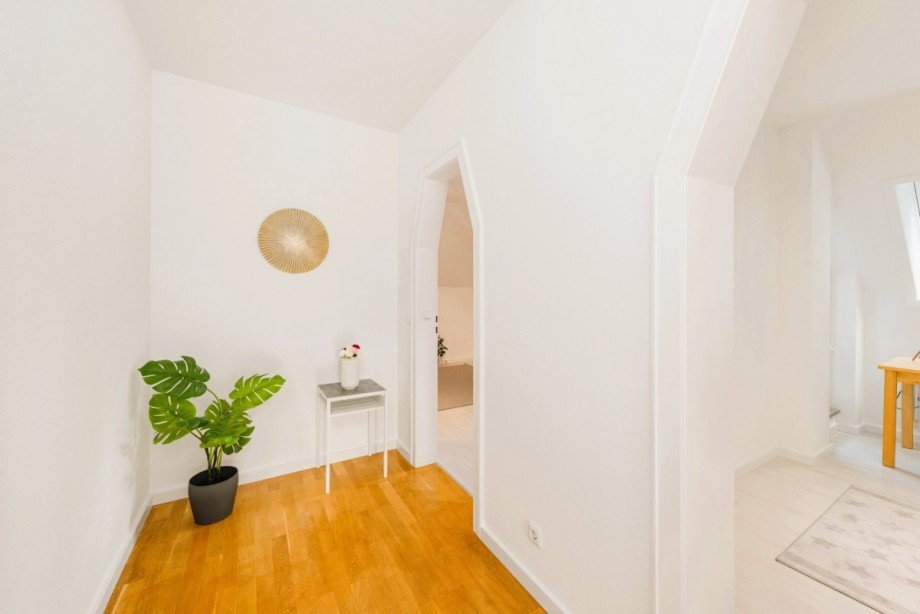 Gang Dachgeschosswohnung M�nchen / Harlaching