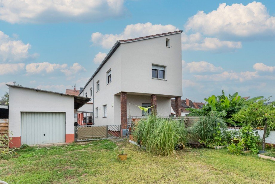 R�ckansicht Mehrfamilienhaus Dieburg