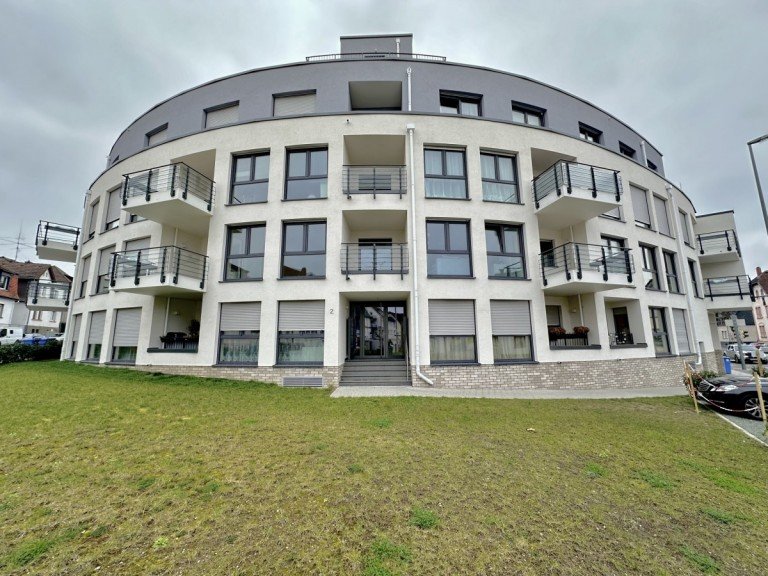 Aussenansicht Hofheim - Main-Taunus-Kreis (Kreis) Penthousewohnung Penthouse mit Dachterrasse 4 Zimmer Wohnung in Hofheim, Luxusausstattung und 2xTG-Stellp�tze!