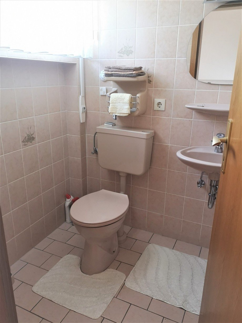 G�aste-WC Reihenhaus Eppstein / Niederjosbach